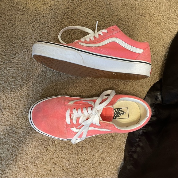 Pink vans! - Picture 5 of 6